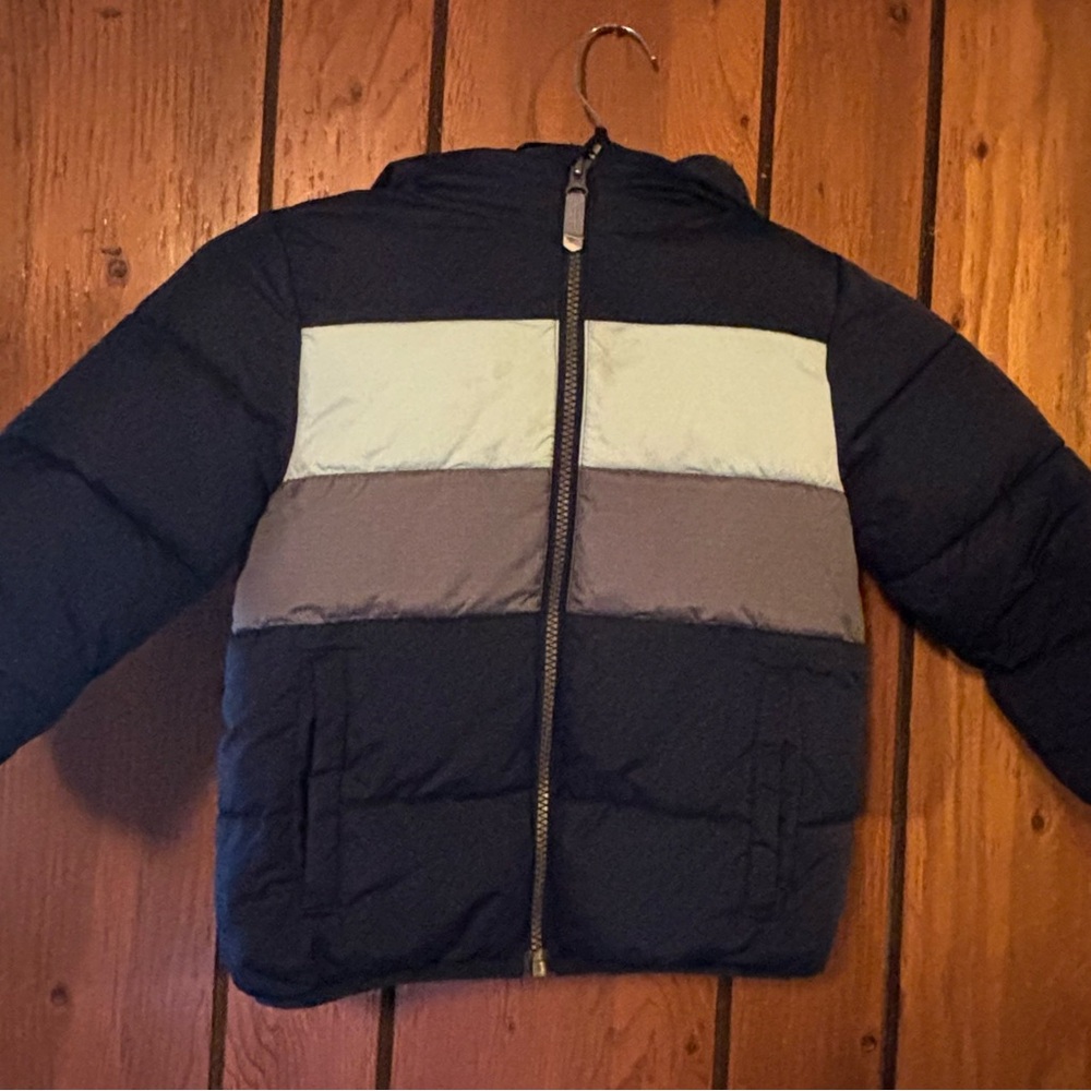 Stylish Kids Puffer Jacket in Navy and Gray